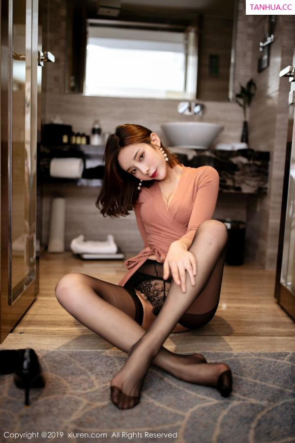 陈小喵  [XIUREN]高清写真图 2019.12.03 陈小喵第18张图片